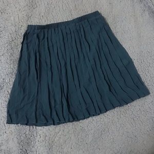 UO Sparkle&Fade Mini Pleated Chiffon Skirt